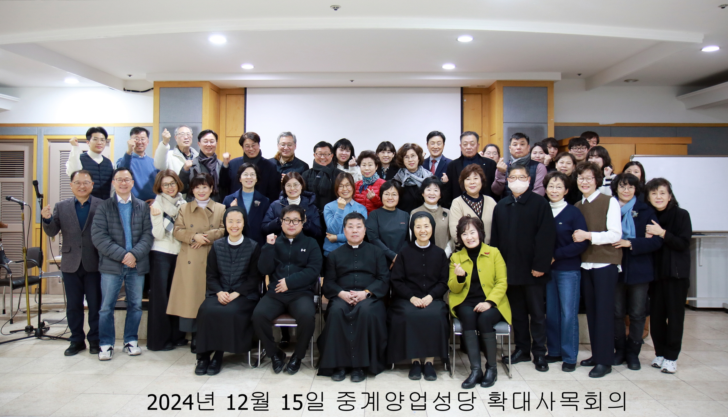 [크기변환]전체단체사진.JPG